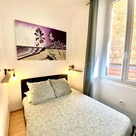 شقة Cosy In With A Terrasse