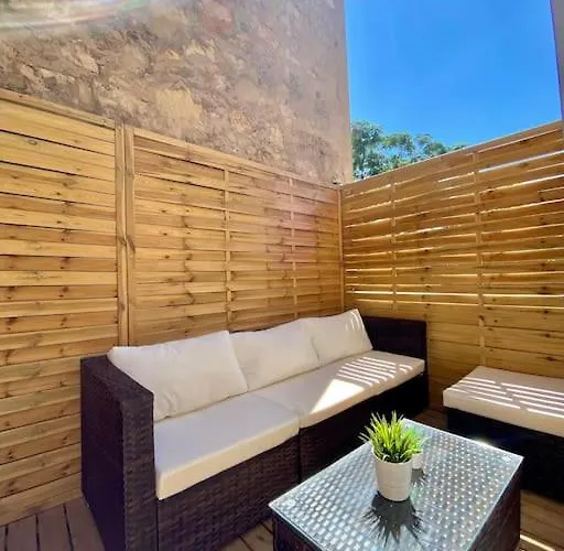 Cosy In With A Terrasse شقة *