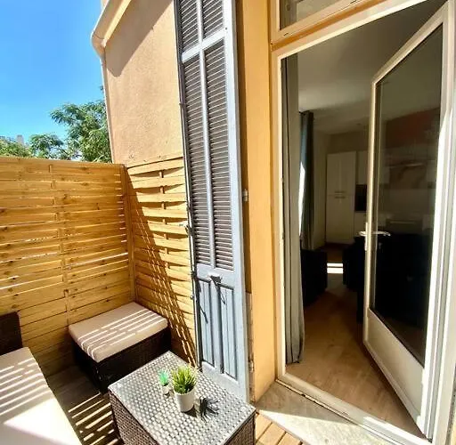 Cosy In With A Terrasse *